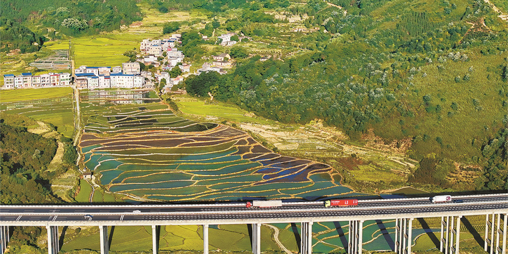 路畅景美