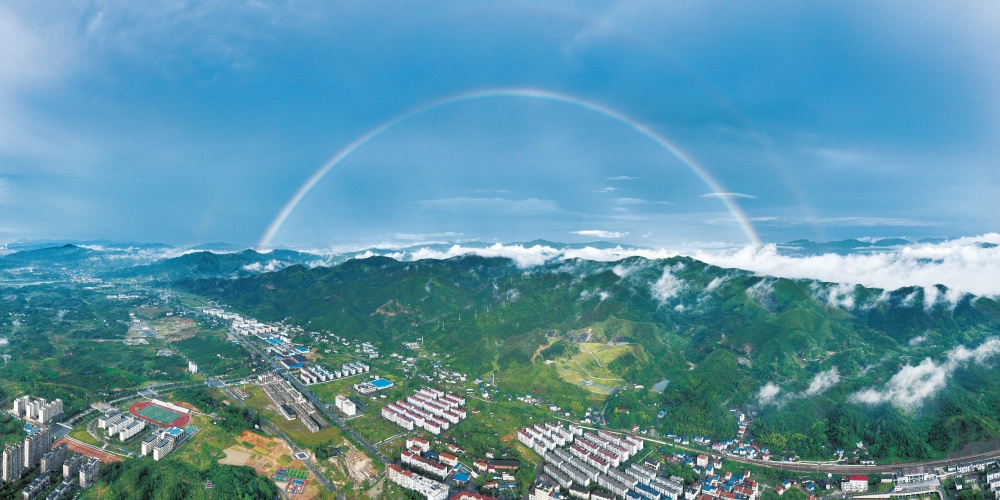 雨后彩虹